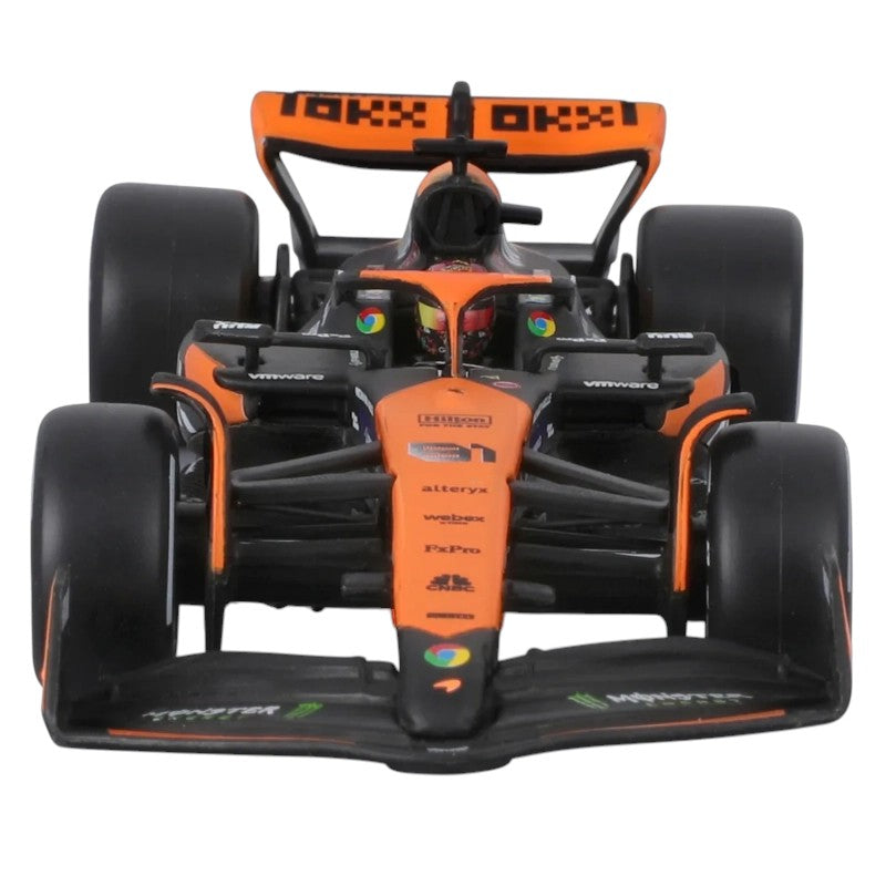 Auto a Escala Burago 1:24 Mclaren F1 Team <br> MLC38 Oscar Piastri 81