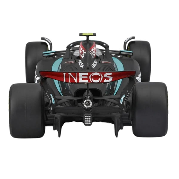 Auto a Escala Burago 1:24 Mercedes AMG F1 <BR> W15 Lewis Hamilton
