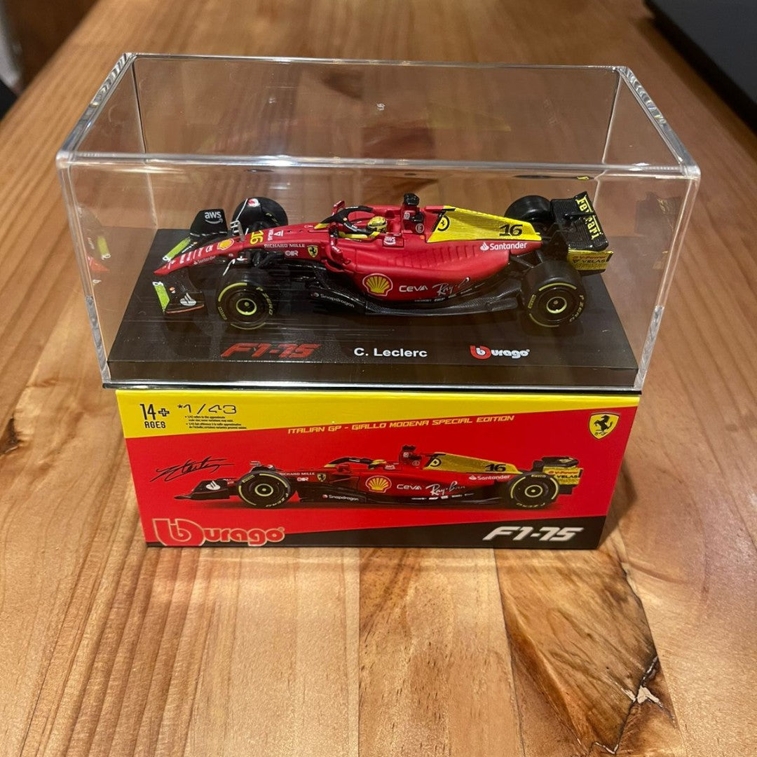 Auto Burago 1:43 Scuderia Ferrari <br> F1-75 Charles Leclerc #16 <br> Caja Acrilica